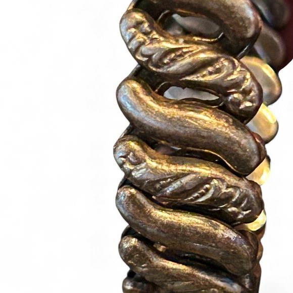 1940s La Mode Precious Metal Gold Tone Sweetheart Expandable Bracelet WWII Era - Picture 6 of 8